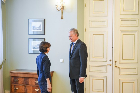 Președintele Lituaniei, în vizită oficială la Chișinău. Împreună cu Maia Sandu, vor planta câte un arbore la Grădina Botanică